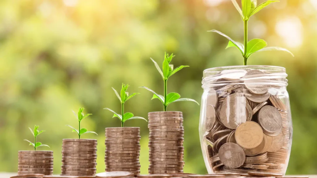 Tu Guía 2024: Conceptos Básicos de Finanzas Personales 5 Construyendo un Futuro Sólido