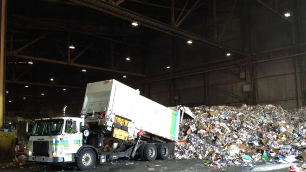 ¡Empieza a Reciclar Ahora y Transforma tu Hogar! Consejos Prácticos para un Futuro Sostenible 24 San Francisco: Objetivo de Basura Cero